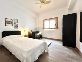 Habitaciones Calzada Centro, Almeria